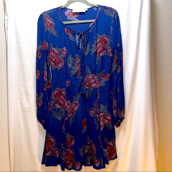 ASTR dress - Picture 1 of 3